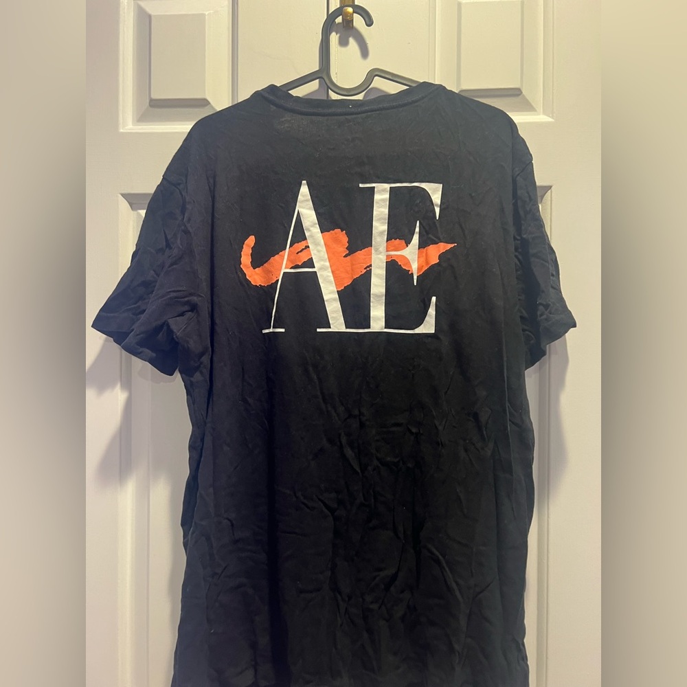 American eagle t shirt